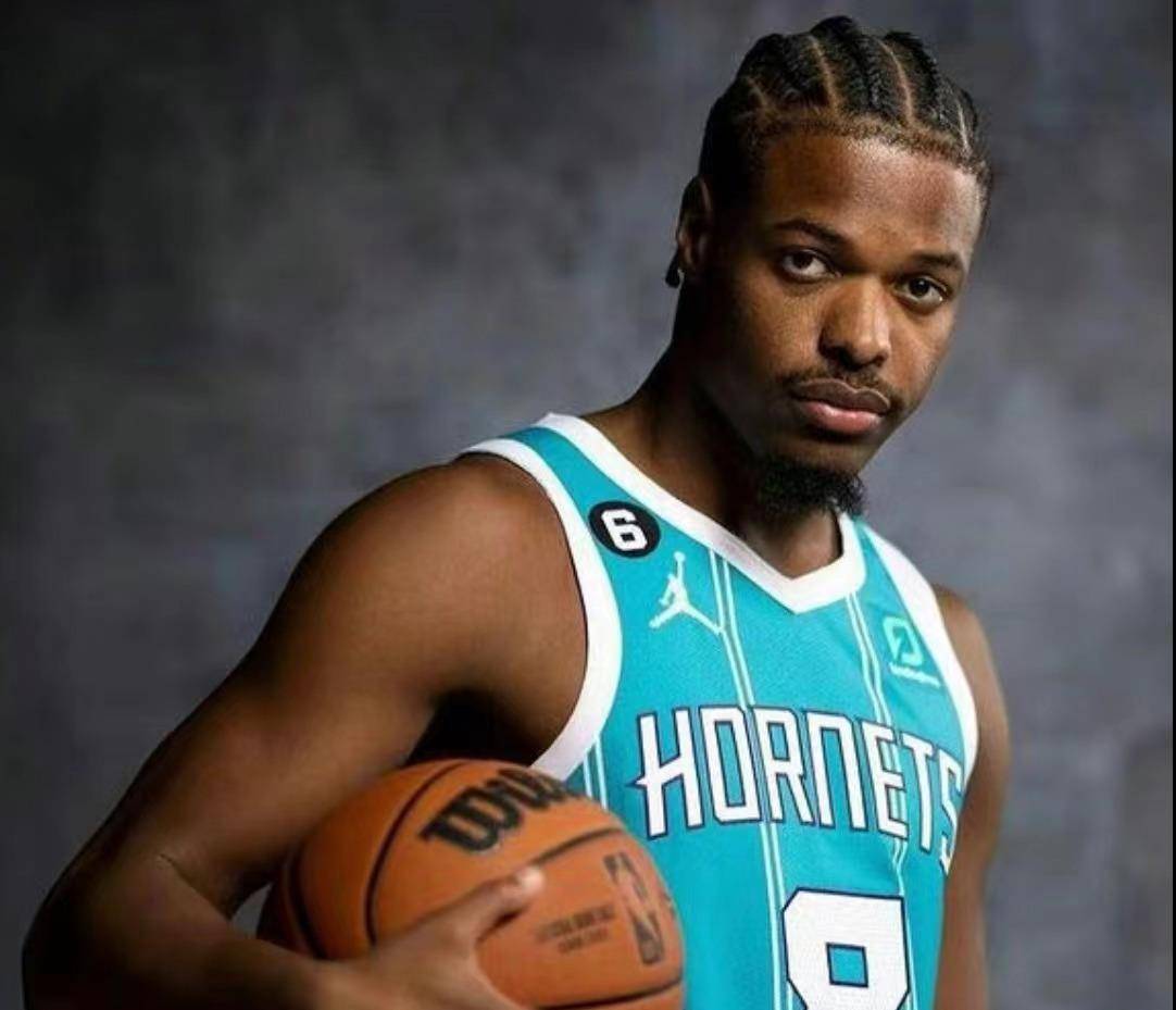 包含风云突变!犹他爵士今晚状态回暖,NBA总决赛版图或变,质疑声仍在,资深球员宣示担当的词条 包含风云突变!犹他爵士今晚状态回暖,NBA总决赛版图或变,质疑声仍在,资深球员宣示担当的词条