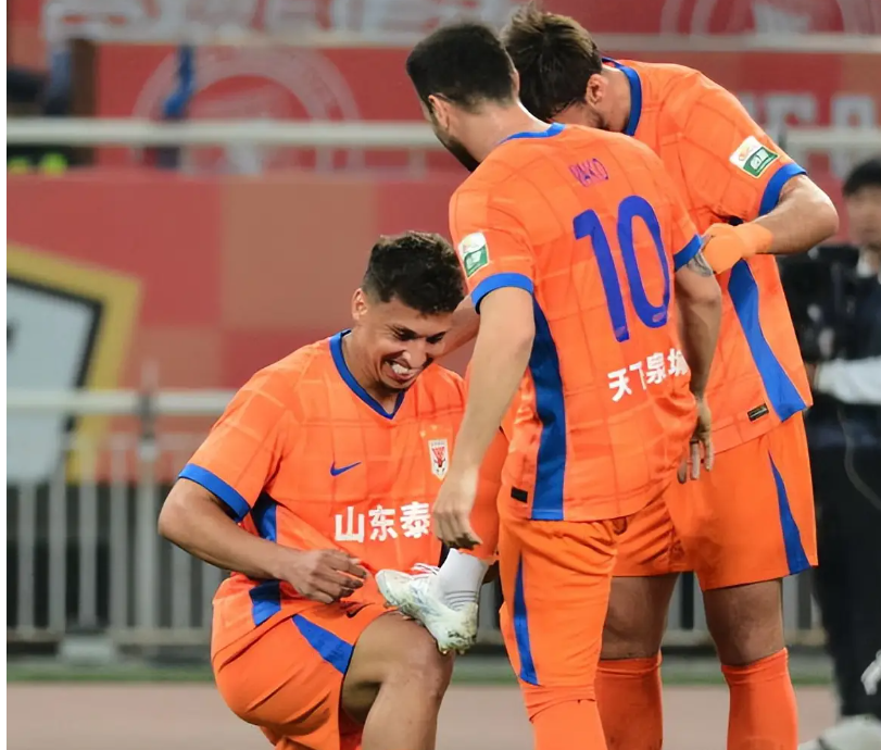 战略上藐视战术上重视